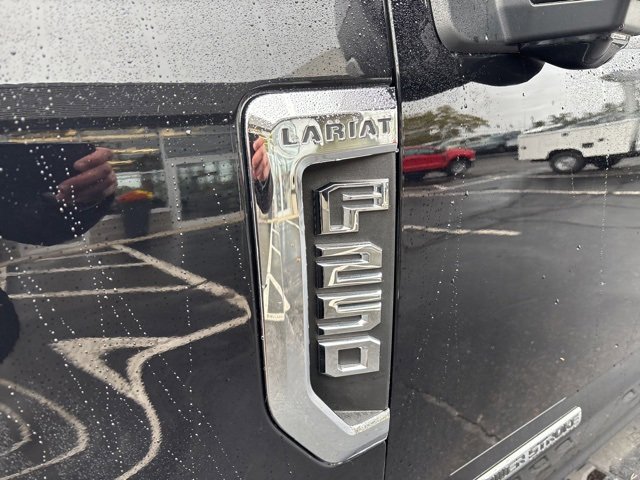 Used 2022 Ford F250 Lariat w/ Tremor Off-Road Package image 13