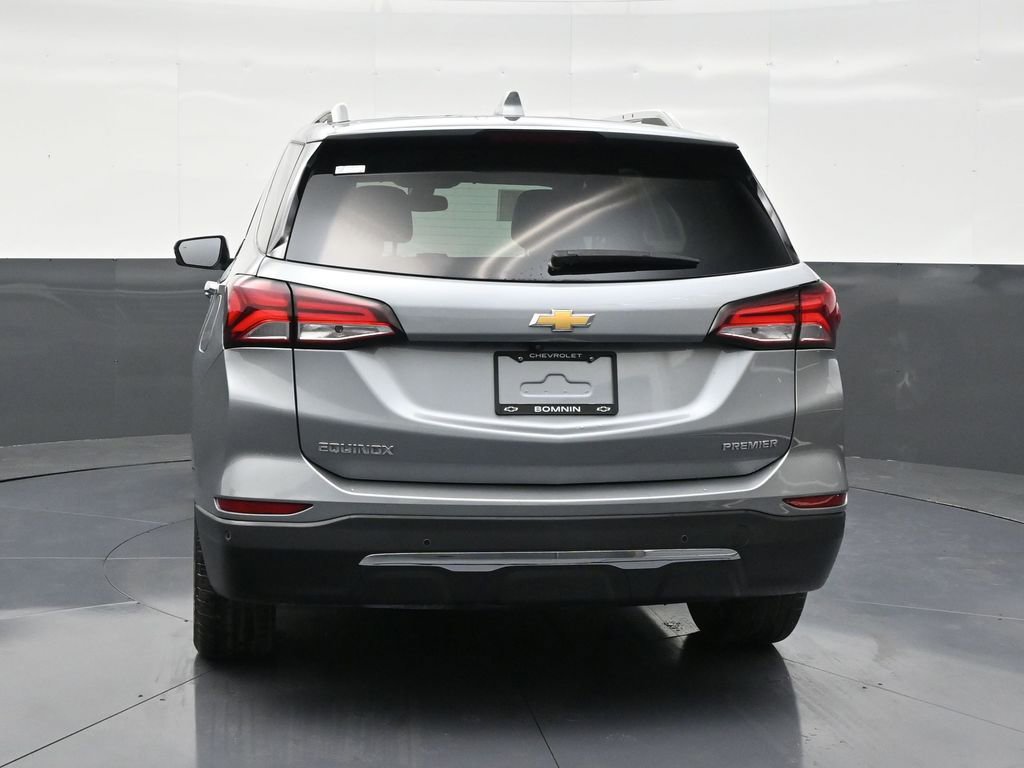 Used 2024 Chevrolet Equinox Premier image 4