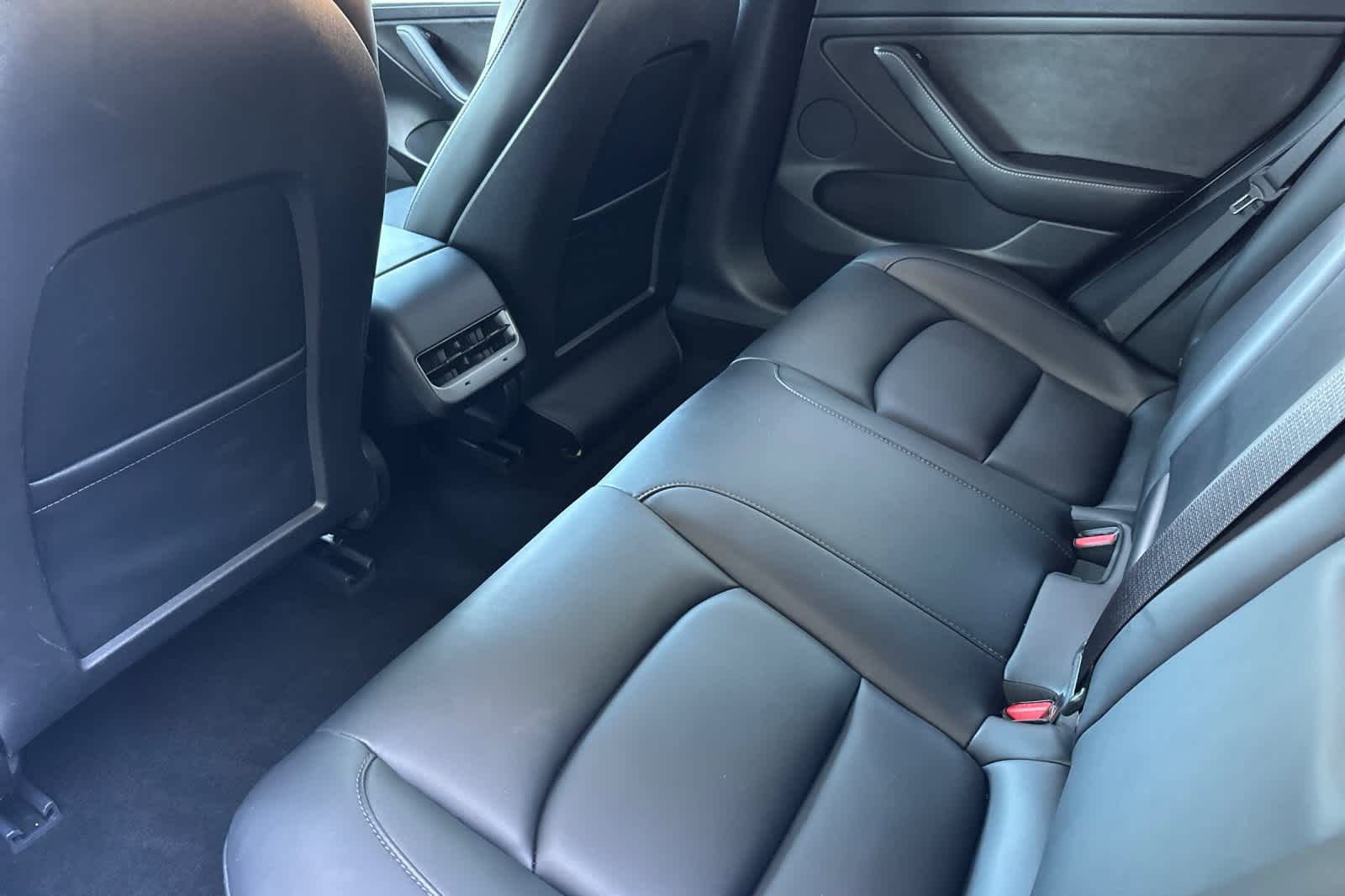 Used 2021 Tesla Model 3 Standard Range Plus RWD image 4