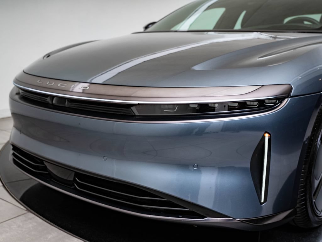 Used 2024 Lucid Air Pure RWD image 14