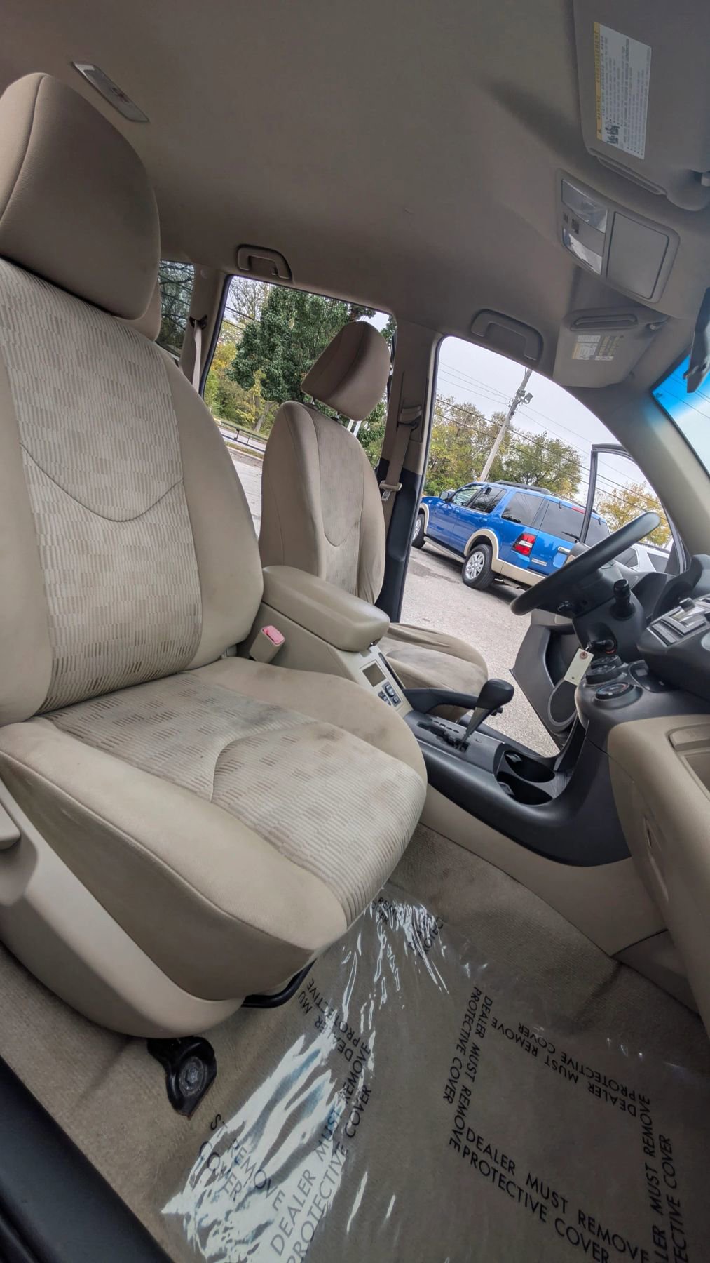 Used 2012 Toyota RAV4 FWD image 16