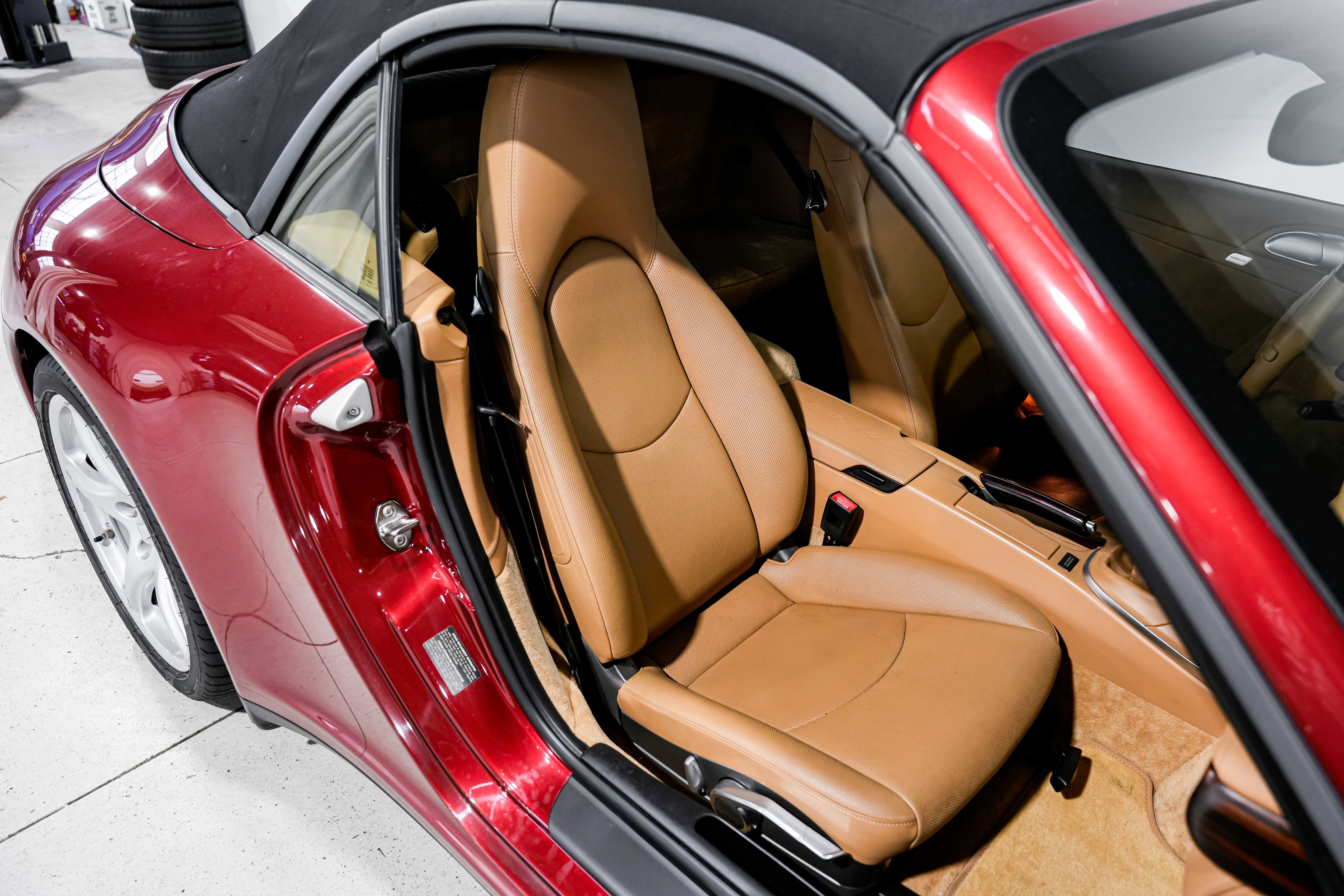 Used 2010 Porsche 911 Carrera 4S image 7