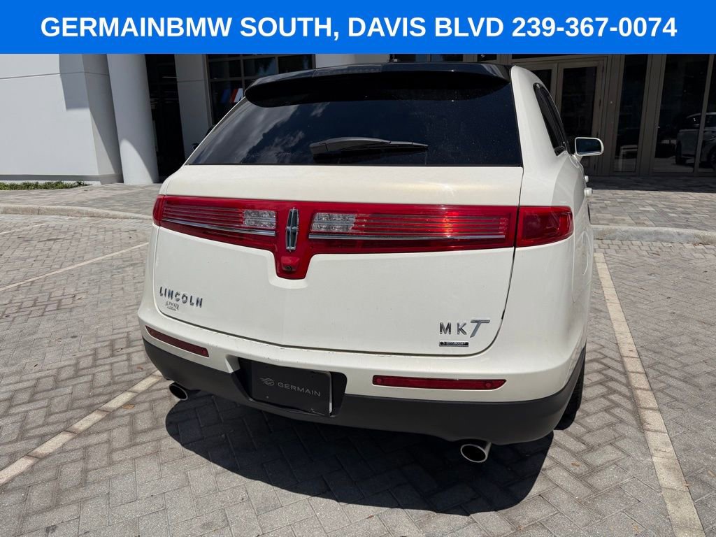 Used 2013 Lincoln MKT AWD image 6