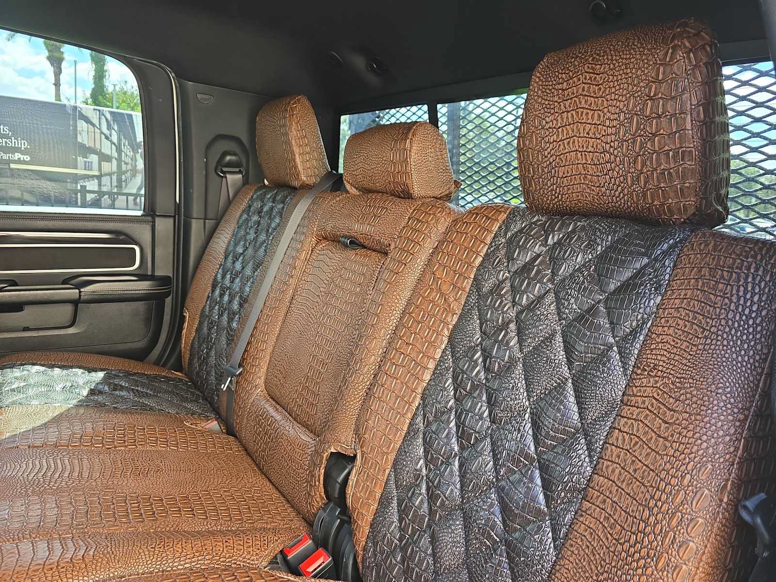Used 2022 RAM 2500 Laramie AWD/4WD image 18