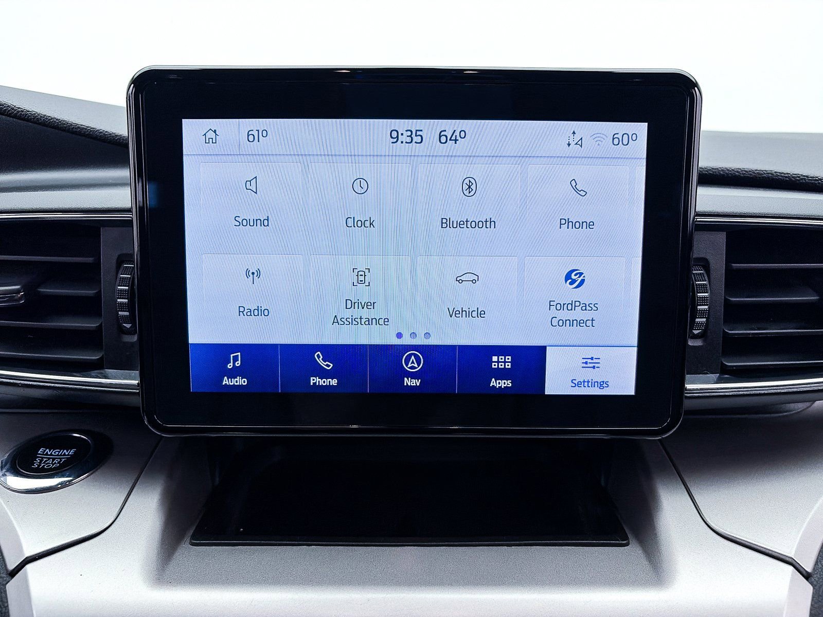 Used 2022 Ford Explorer XLT w/ Equipment Group 202A image 23
