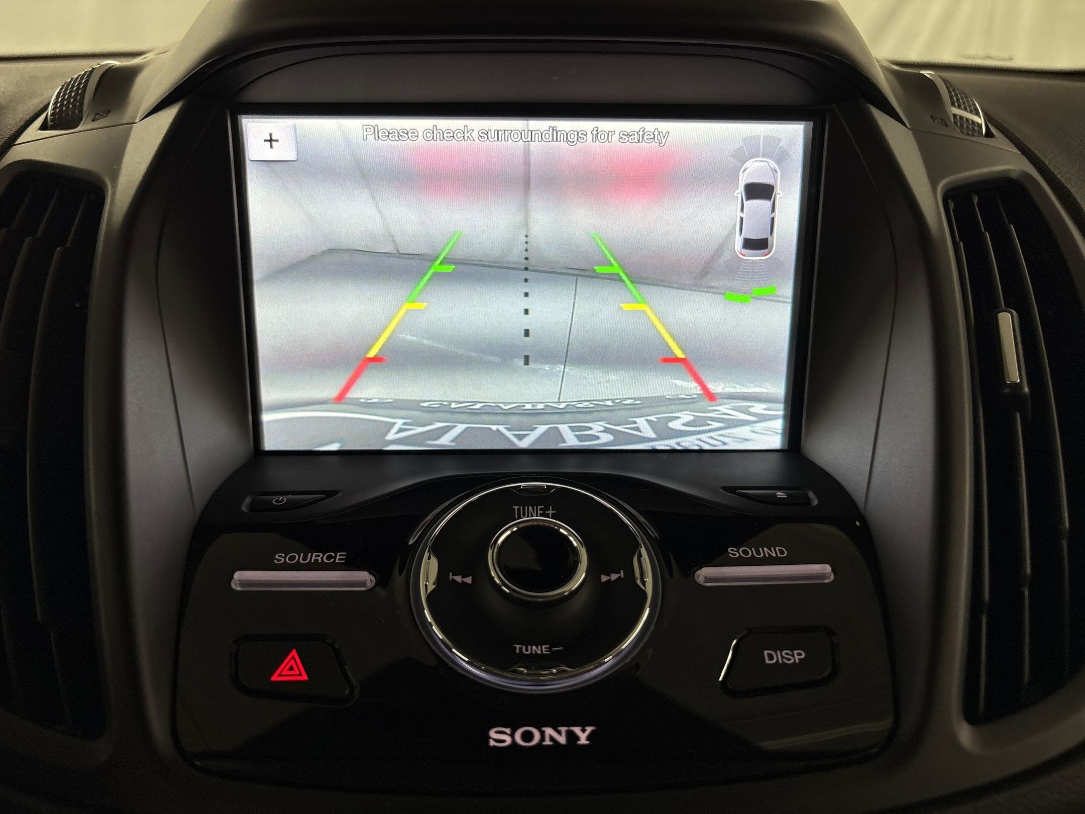 Used 2018 Ford Escape Titanium FWD image 25