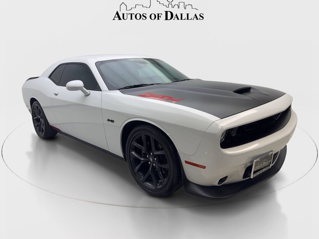 Used 2023 Dodge Challenger R/T w/ Blacktop Package RWD image 4
