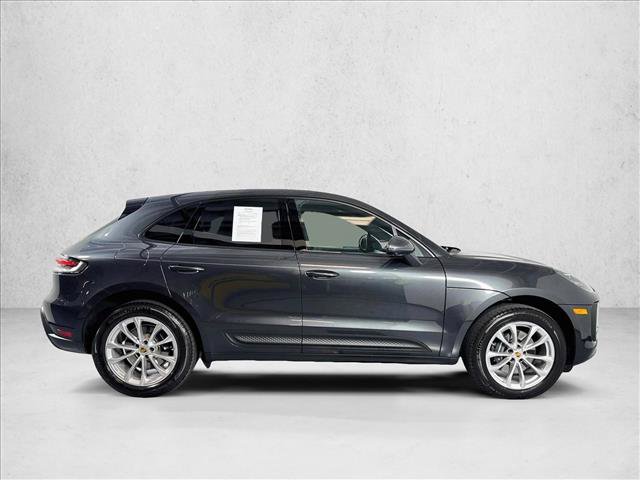 Certified 2026 Porsche Macan Turbo AWD/4WD image 8