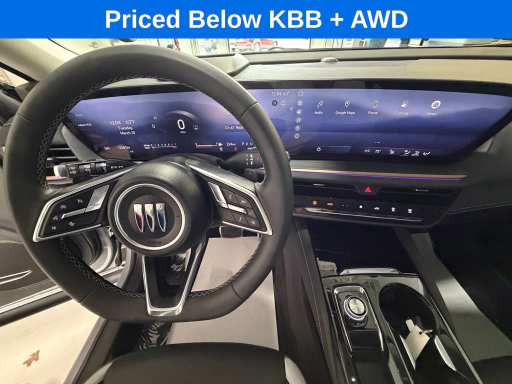 Used 2025 Buick Envision Sport Touring image 16