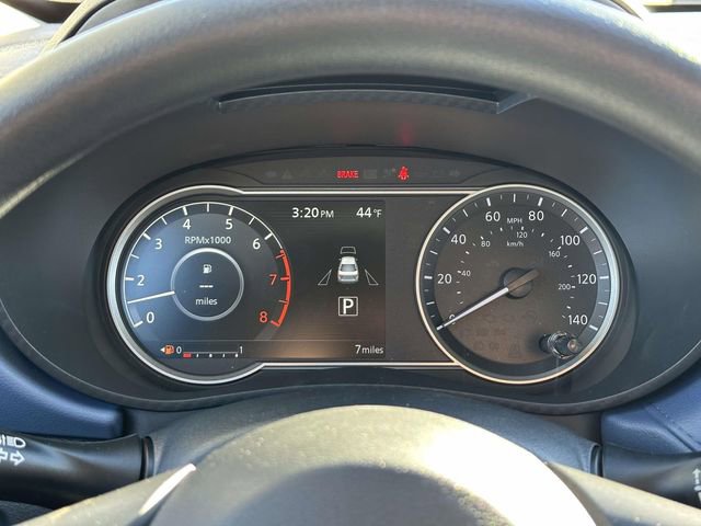 New 2025 Nissan Versa SV w/ Trunk Package FWD image 24