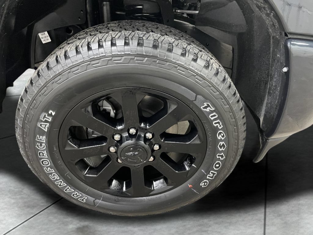 New 2026 RAM 2500 Laramie AWD/4WD image 17