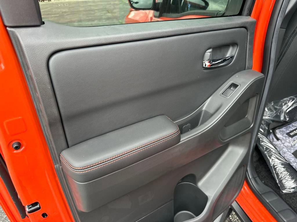 New 2025 Nissan Frontier PRO-4X image 14