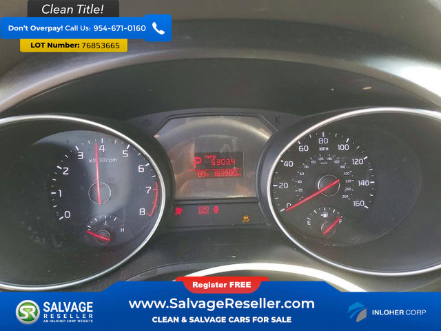 Used 2015 Kia Sedona LX w/ LX Convenience Package image 12