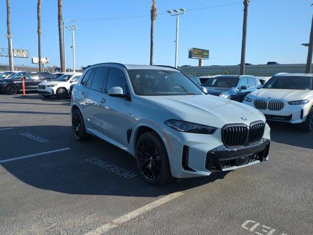 New 2026 BMW X5 xDrive40i w/ M Sport Package AWD/4WD image 7