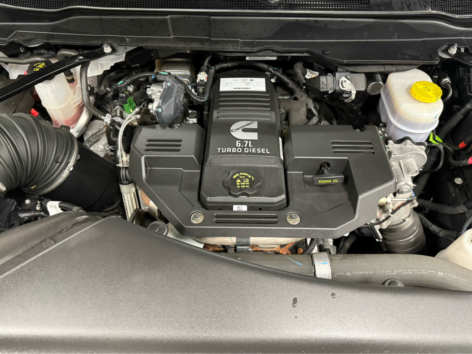 Used 2024 RAM 2500 Laramie image 32