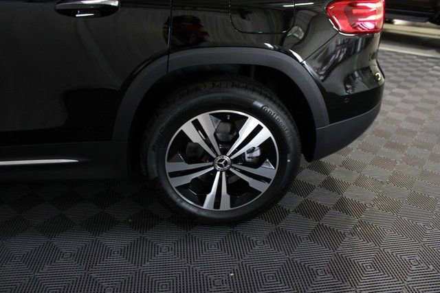 New 2025 Mercedes-Benz GLB 250 4MATIC image 10