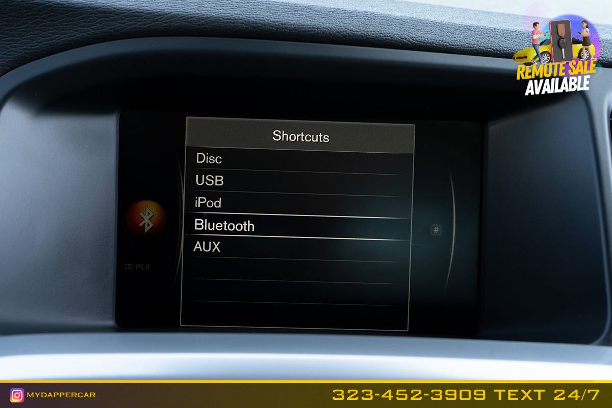 Used 2017 Volvo V60 T5 Platinum image 29