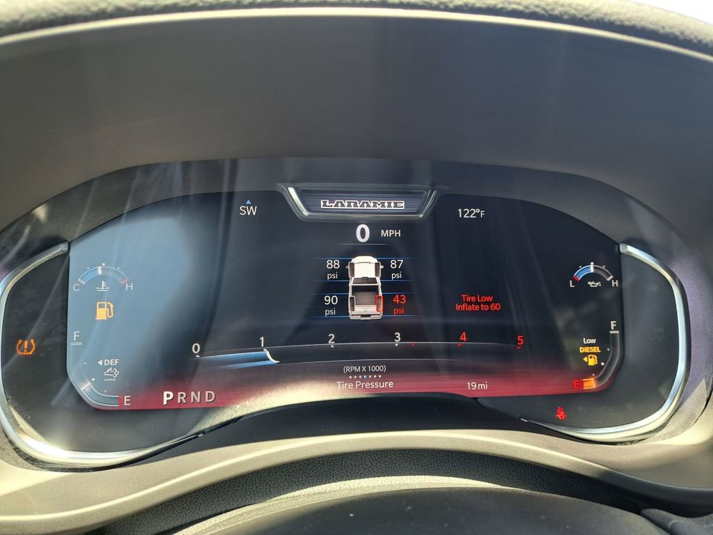 Used 2025 RAM 2500 Laramie image 12