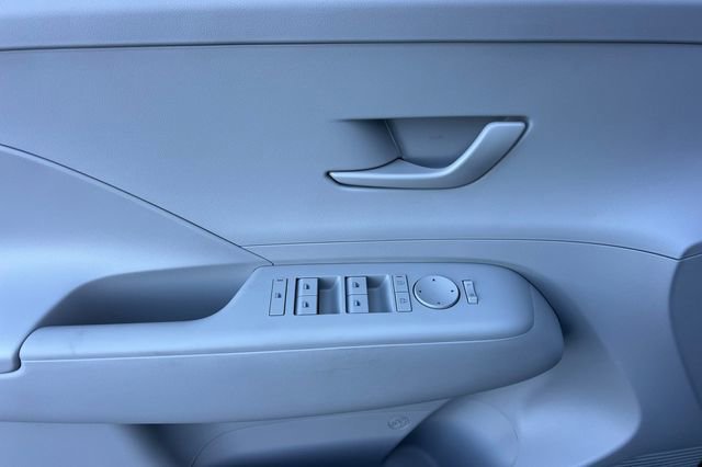 New 2026 Hyundai Kona SE FWD image 11