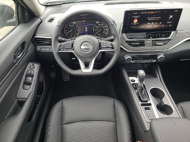 New 2026 Nissan Altima 2.5 SV w/ SV Premium Package FWD image 24
