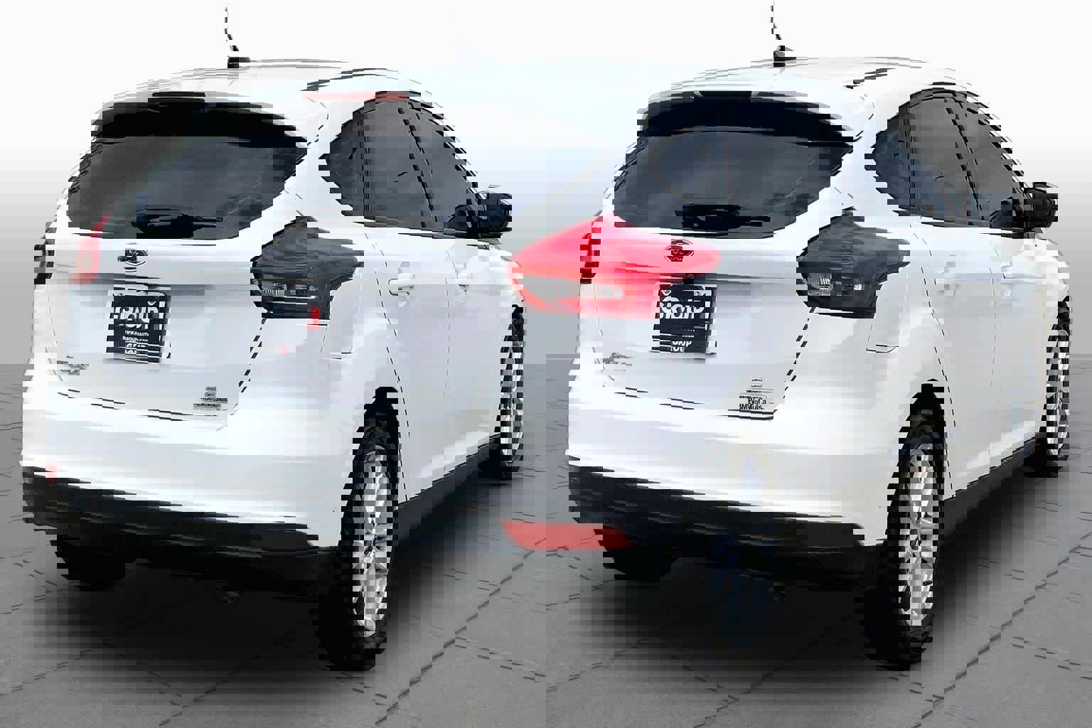 Used 2015 Ford Focus SE image 12