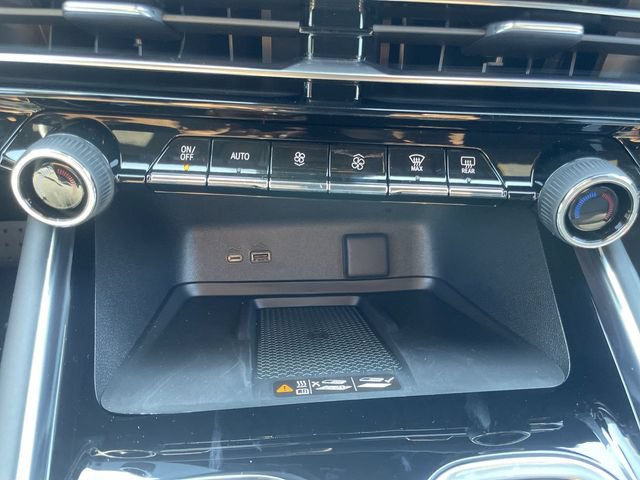 New 2027 Chevrolet Traverse RS AWD/4WD image 19