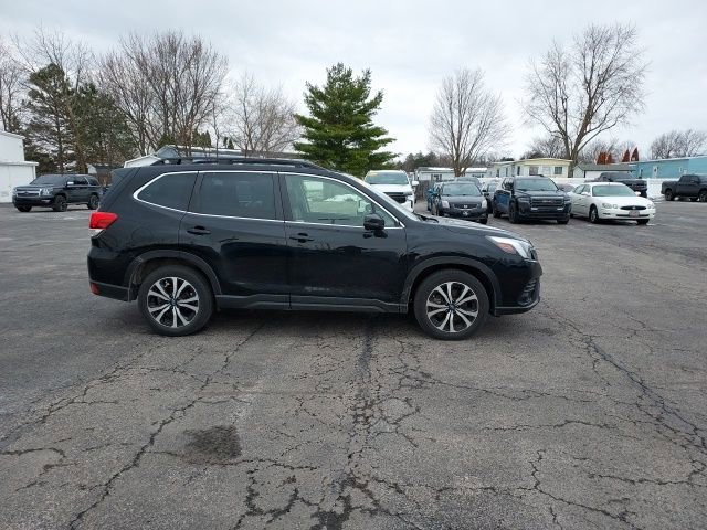 Used 2023 Subaru Forester Limited image 2