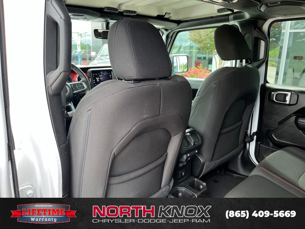 Used 2023 Jeep Gladiator Rubicon AWD/4WD image 15