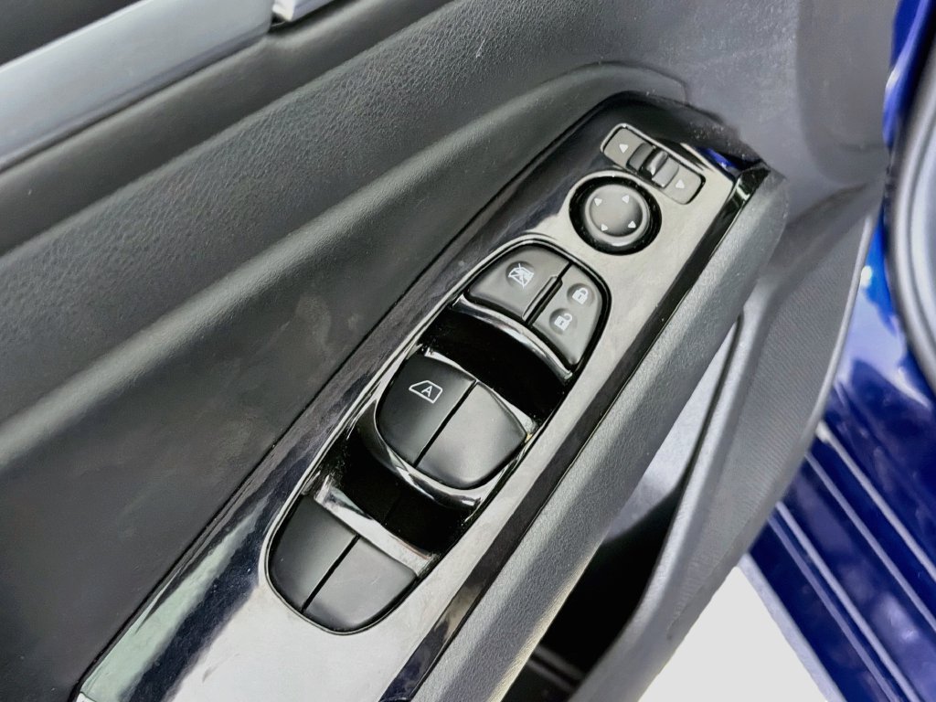 Used 2024 Nissan Altima 2.5 SR FWD image 21