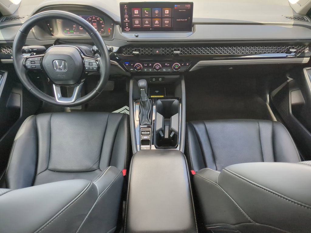 Used 2023 Honda Accord Touring image 12