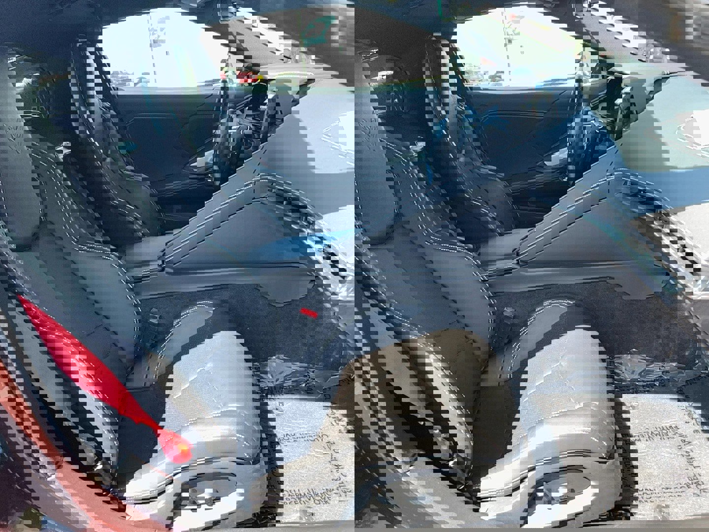 Used 2023 Chevrolet Corvette w/ Z51 Performance Package image 25