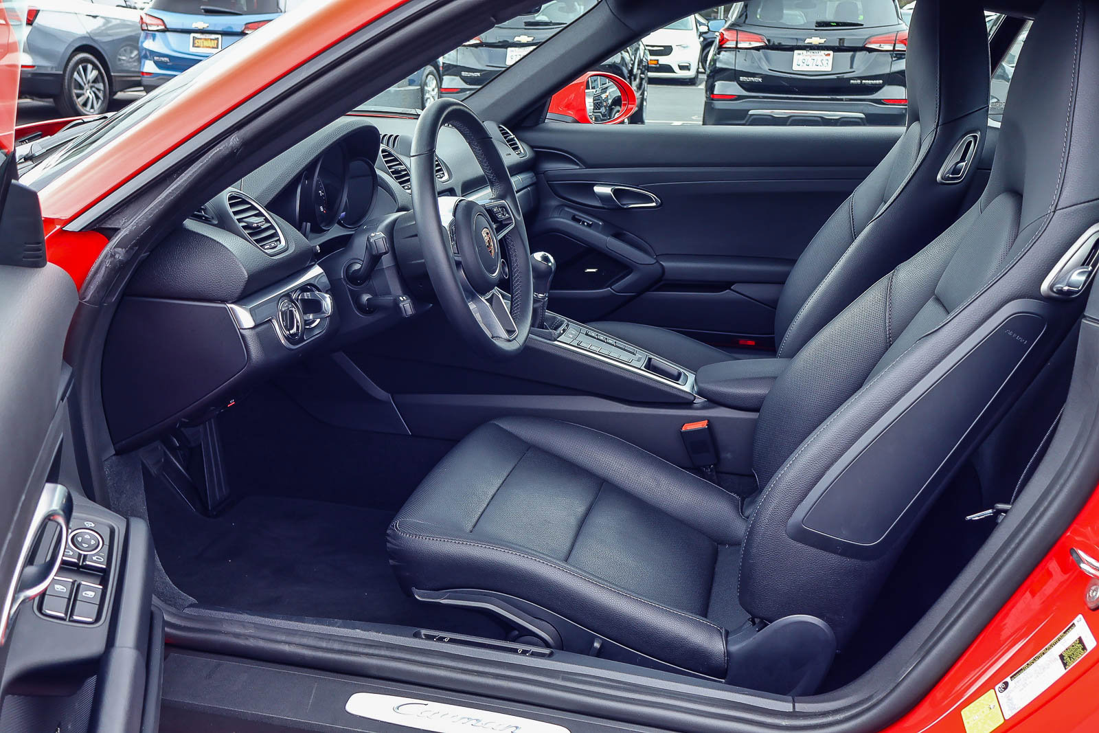 Used 2025 Porsche 718 Cayman RWD image 2