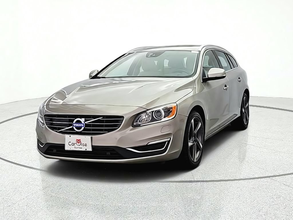 Used 2016 Volvo V60 T5 Platinum w/ Climate Package FWD image 2