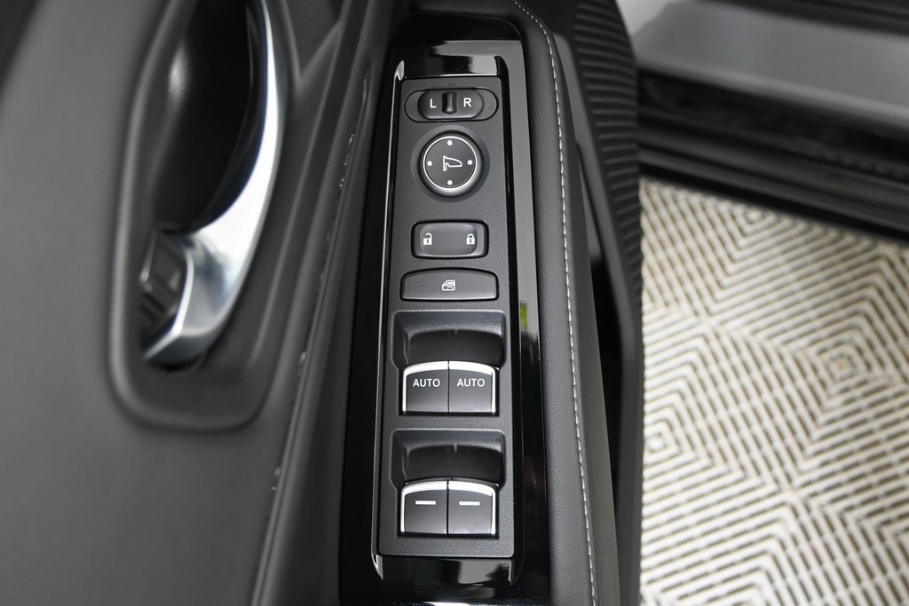 Used 2025 Honda Accord Touring image 19