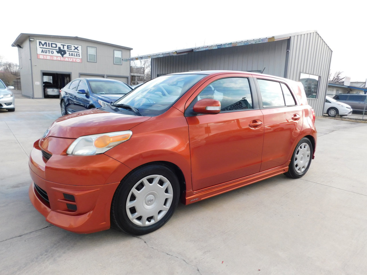 Used 2008 Scion xD image 3