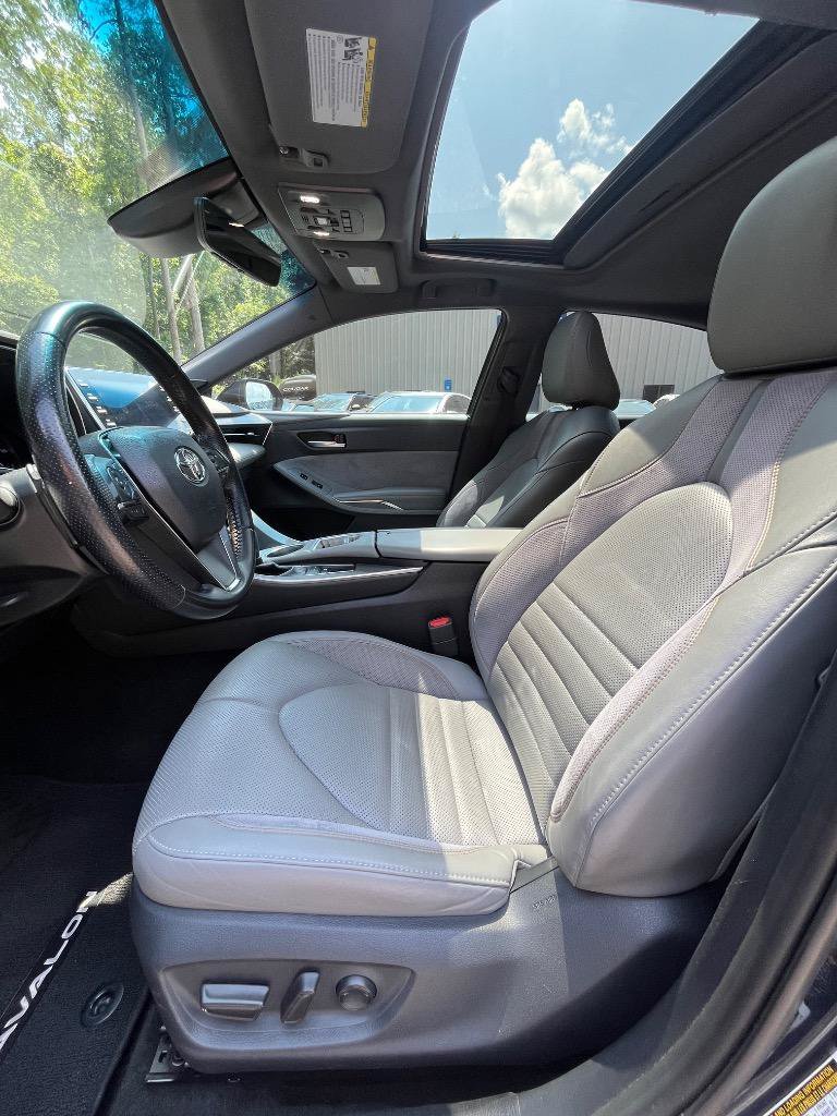 Used 2019 Toyota Avalon XSE w/ Four Season Floor Mat Package FWD image 18