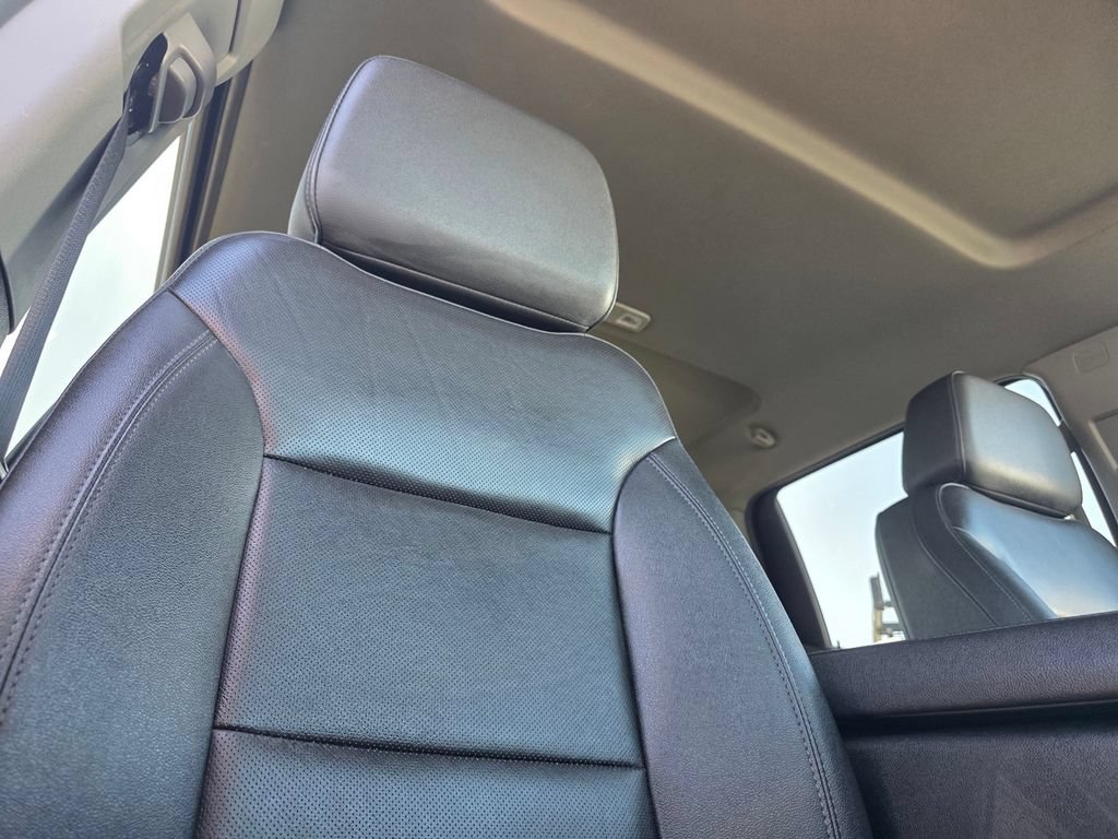 Used 2025 GMC Sierra 1500 SLT RWD image 23
