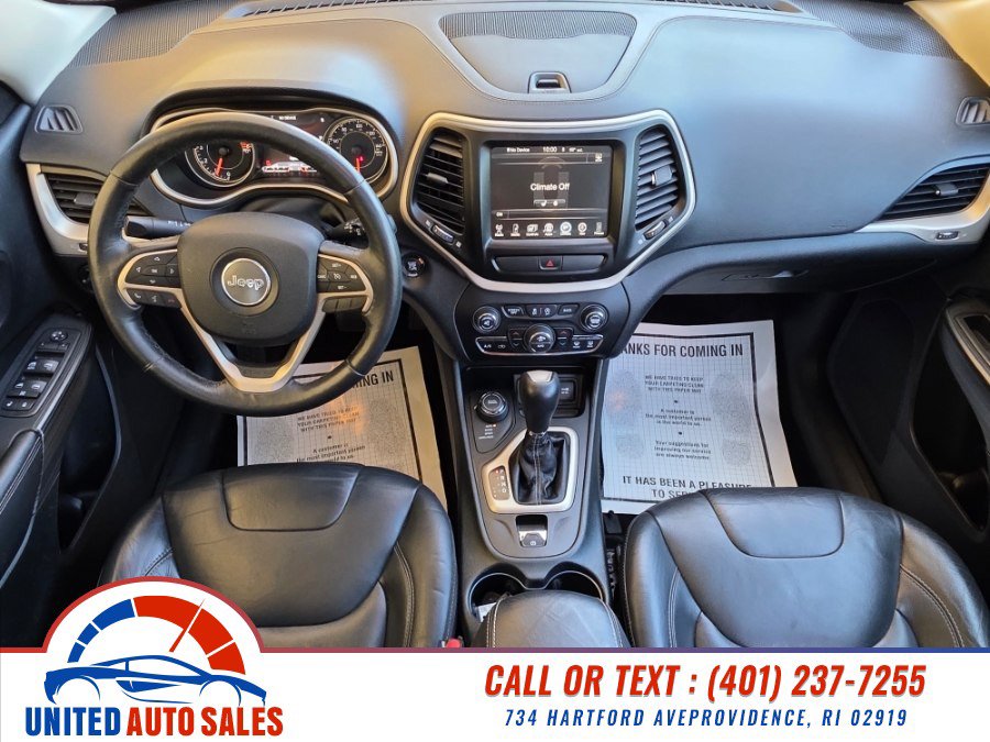 Used 2016 Jeep Cherokee Limited AWD/4WD image 14