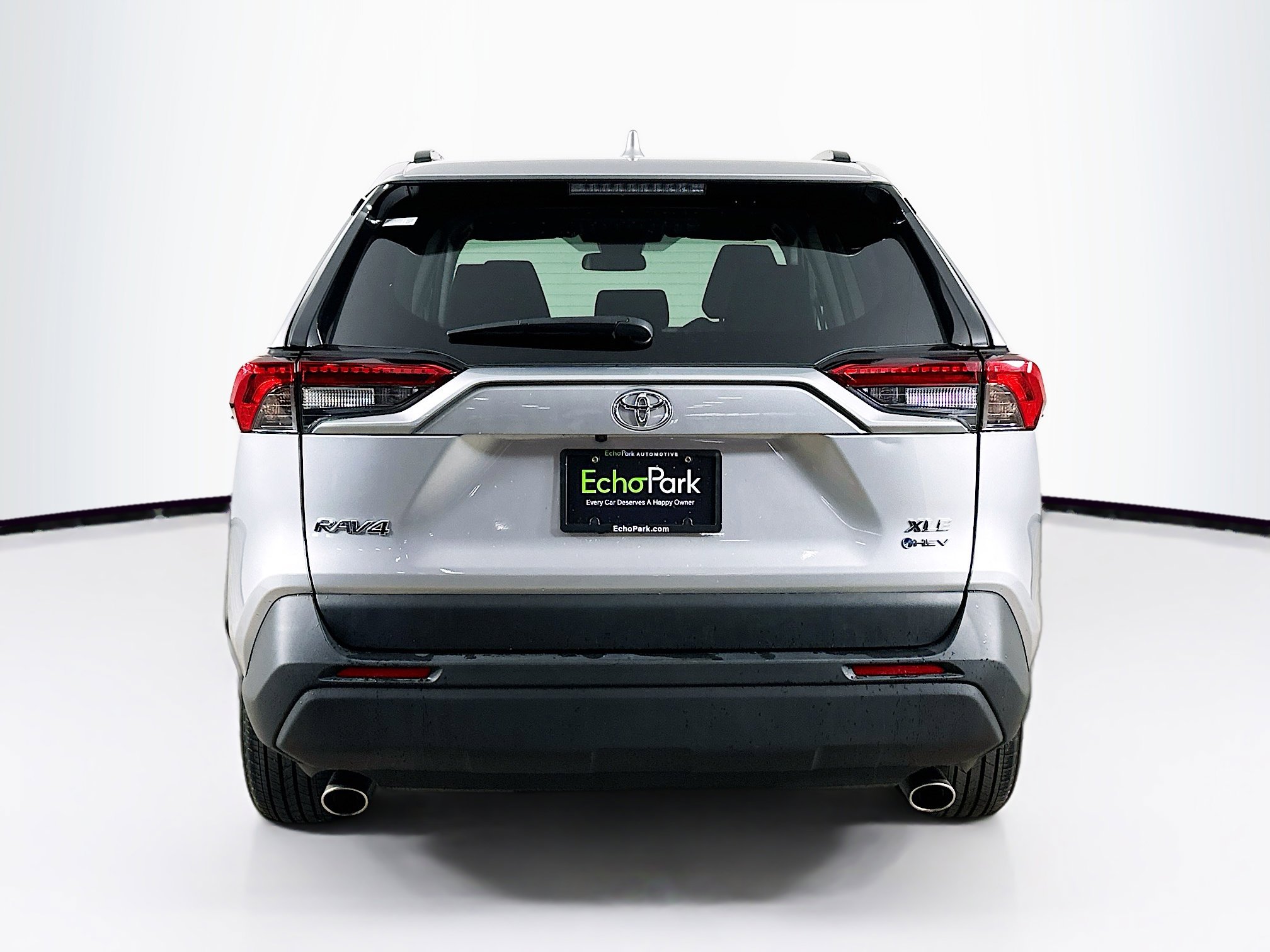 Used 2025 Toyota RAV4 XLE AWD/4WD image 7