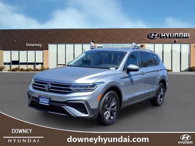 Used 2024 Volkswagen Tiguan SE
