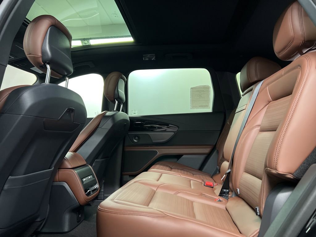 New 2026 Lincoln Nautilus Reserve w/ Jet Appearance Package AWD/4WD image 30