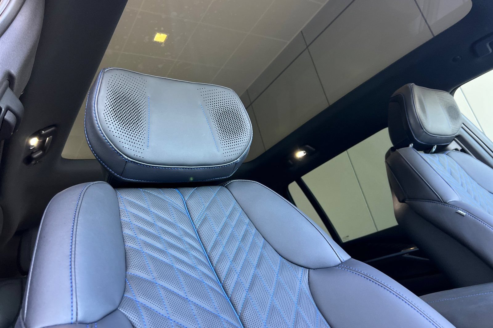 Used 2026 Cadillac Escalade IQL Luxury AWD/4WD image 20