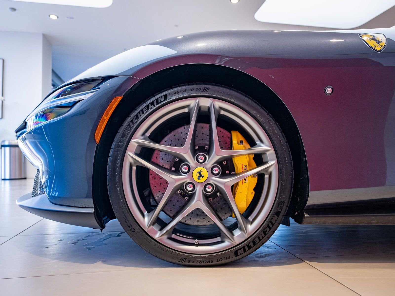 Certified 2024 Ferrari Roma image 3