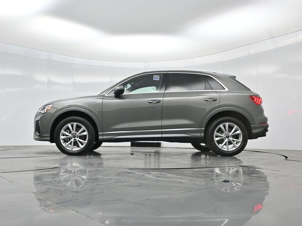 Used 2025 Audi Q3 2.0T Premium AWD/4WD image 45