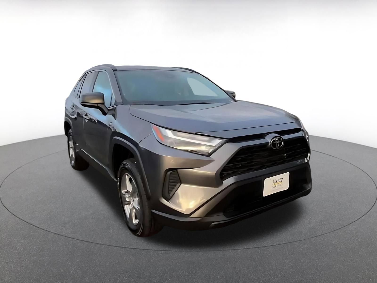 Used 2025 Toyota RAV4 LE image 3