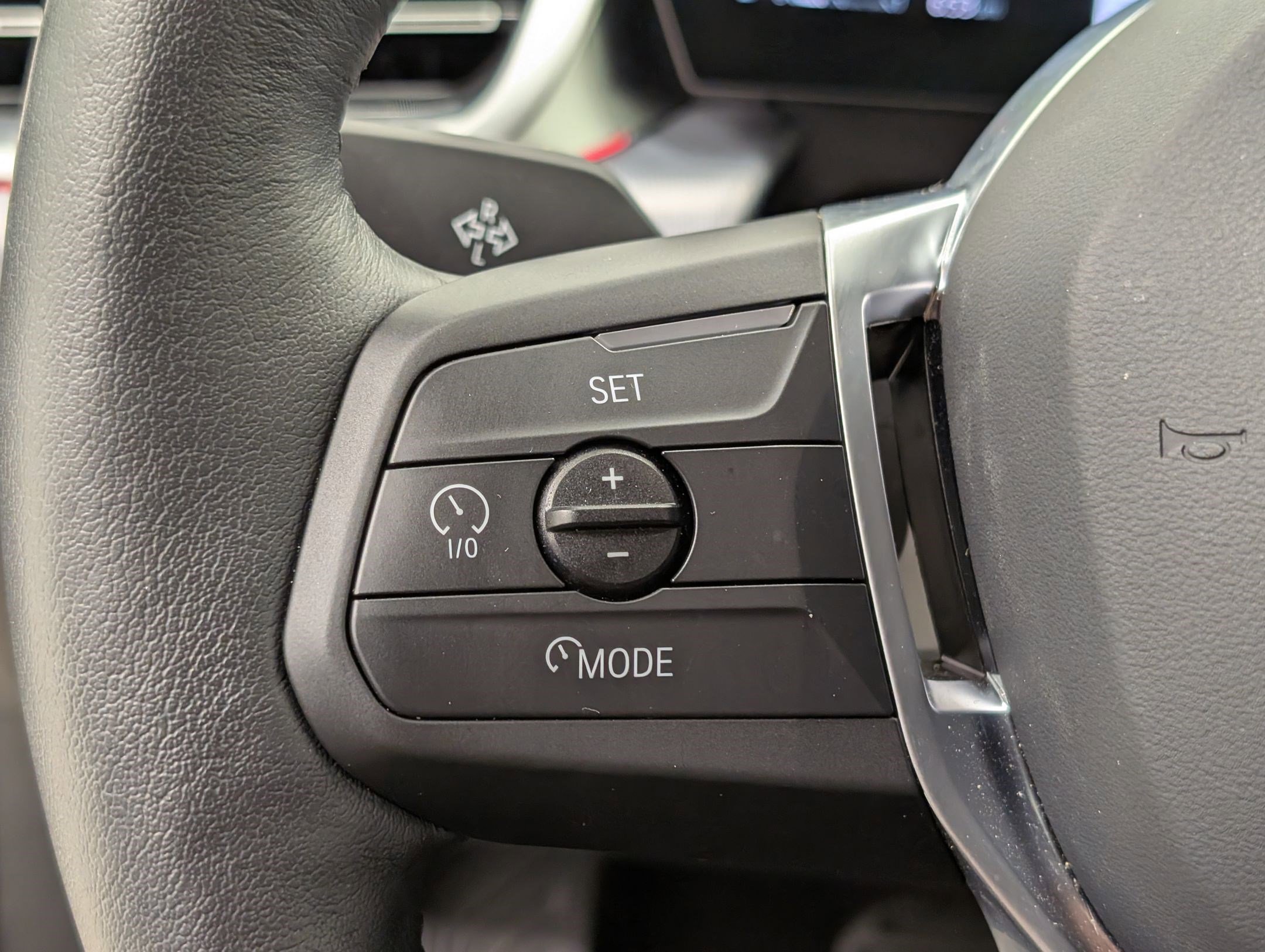 Used 2025 BMW X1 xDrive28i w/ Technology Package AWD/4WD image 19