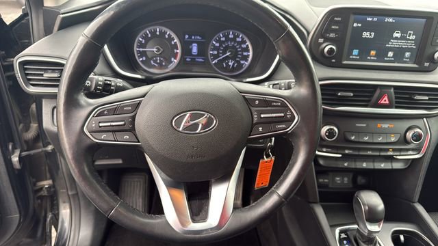 Used 2020 Hyundai Santa Fe SE image 16