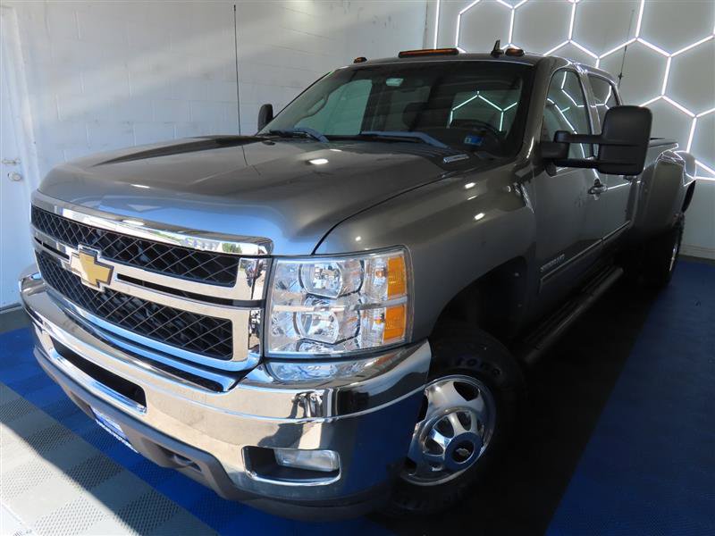Used 2012 Chevrolet Silverado 3500 LTZ w/ LTZ Plus Package AWD/4WD image 4