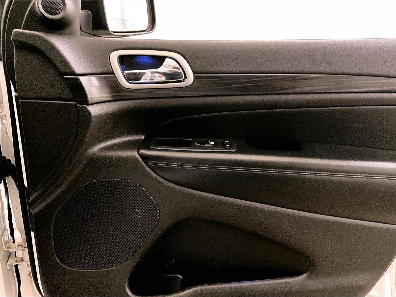 Used 2021 Jeep Grand Cherokee Laredo X image 23