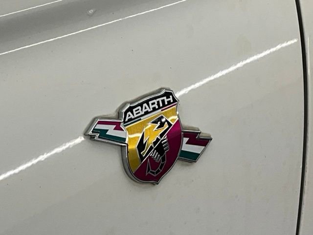 Used 2015 FIAT 500 Abarth w/ Beats Audio Package image 12